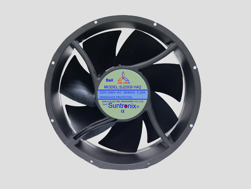 <b>三巨電機(jī)散熱風(fēng)扇賦能現(xiàn)代農(nóng)業(yè)設(shè)施，助力改善溫室通風(fēng)散熱效果</b>